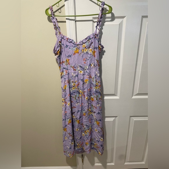 Lulus Dresses & Skirts - Lulu’s Purple Floral Midi Dress